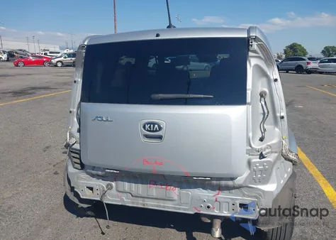 2013 Kia Soul z USA, uszkodzony, nr VIN KNDJT2A5XD7754831